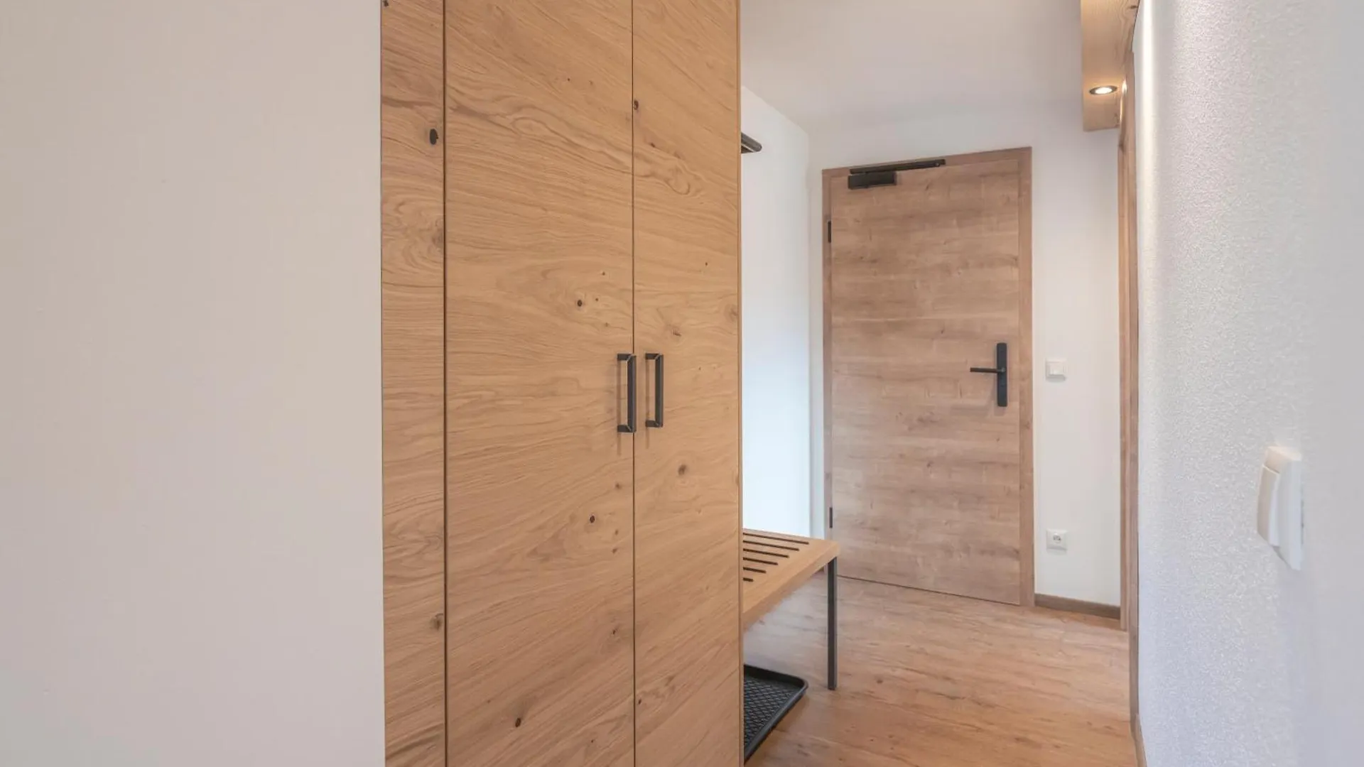 Pension Bergmoment Ferienwohnungen Und Zimmer Mit Fruehstueck Lenggries Apartment