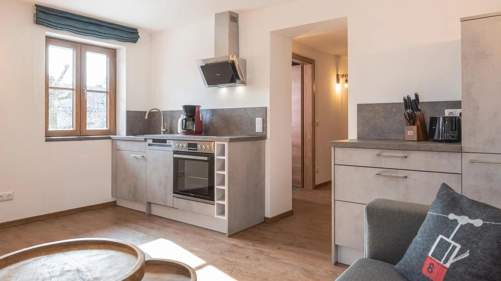 Pension Bergmoment Ferienwohnungen Und Zimmer Mit Fruehstueck Lenggries Germany